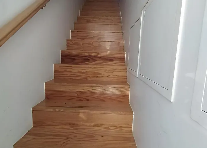 Center House Πόντα Ντελγκάντα